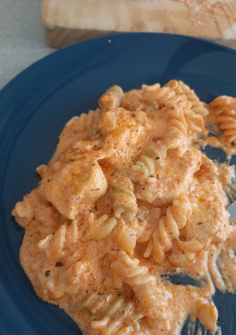 Pollo con pasta Pollo con pasta