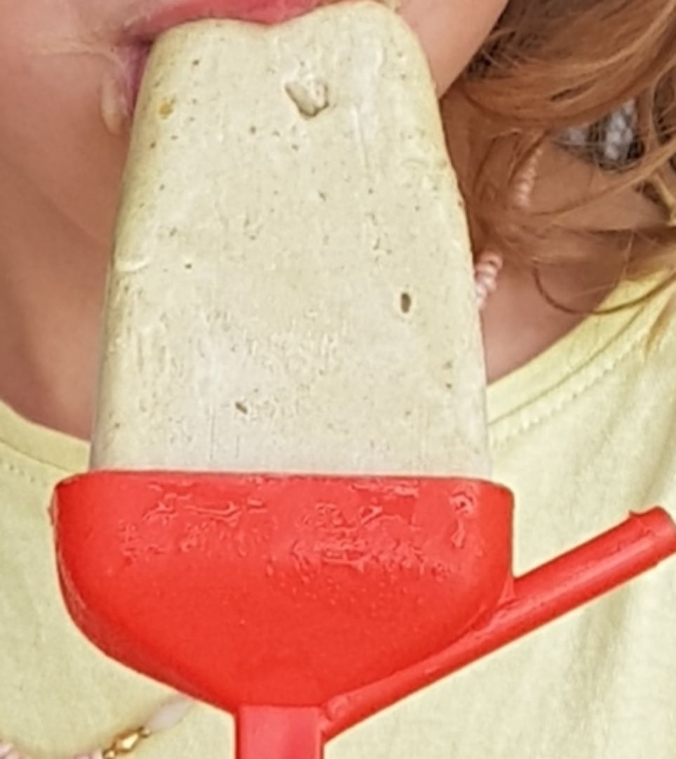 Helado de platano y aguacate