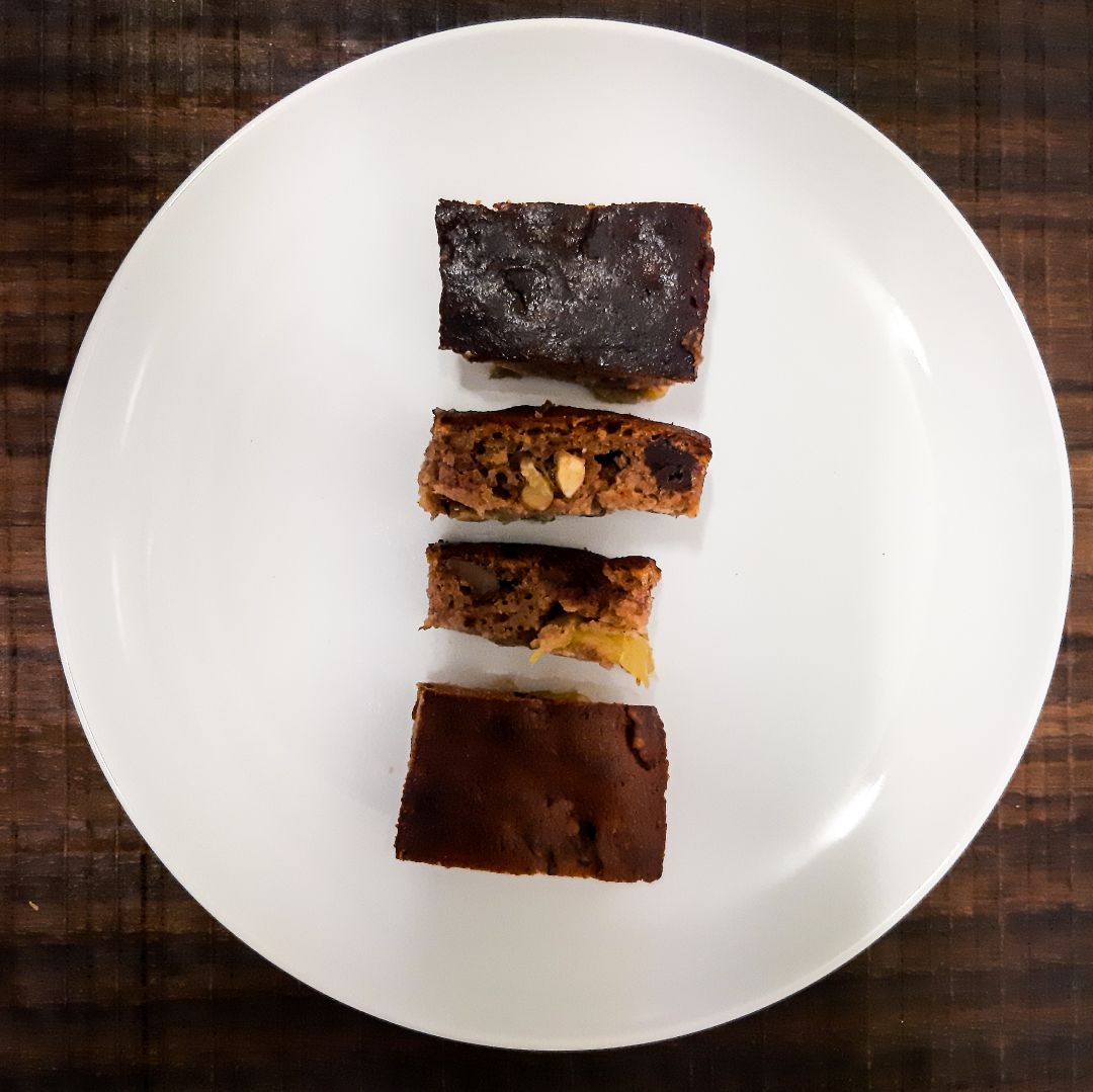 Pastel de manzana, nueces y chocolate Pastel de manzana, nueces y chocolate