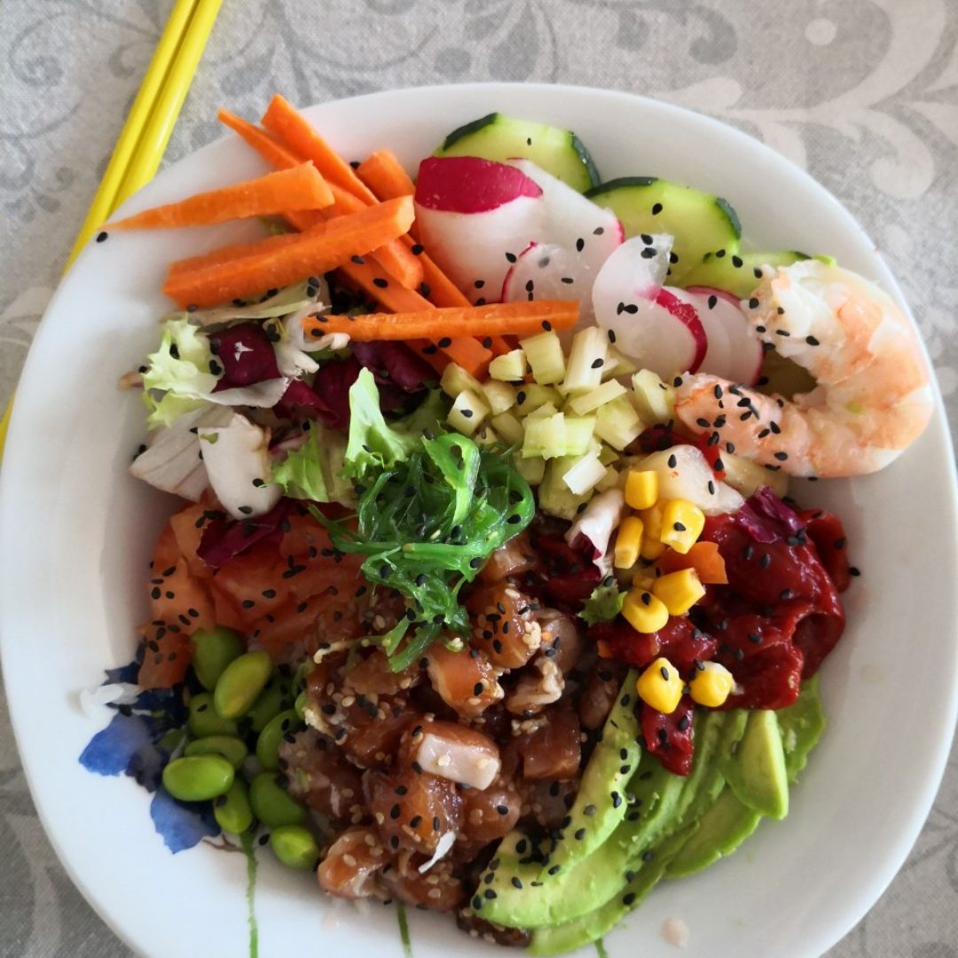 Poke bowl supeeer variado Poke bowl supeeer variado