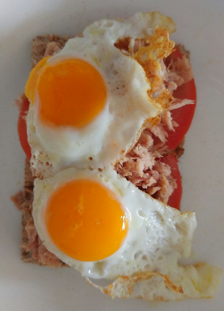 Tostada doble huevo Tostada doble huevo