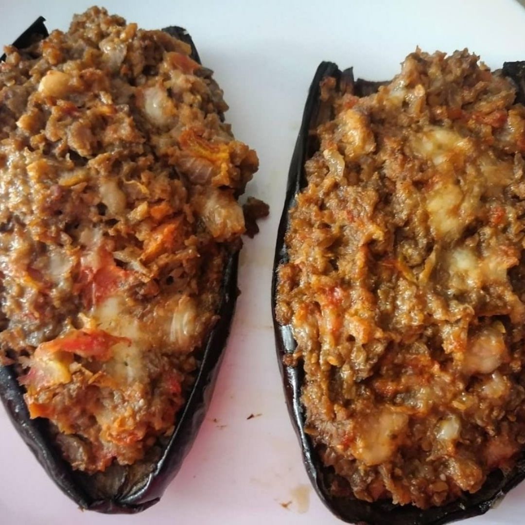 BERENJENAS RELLENAS CON PROTEÍNA DE GUISANTE ❤️ BERENJENAS RELLENAS CON PROTEÍNA DE GUISANTE ❤️