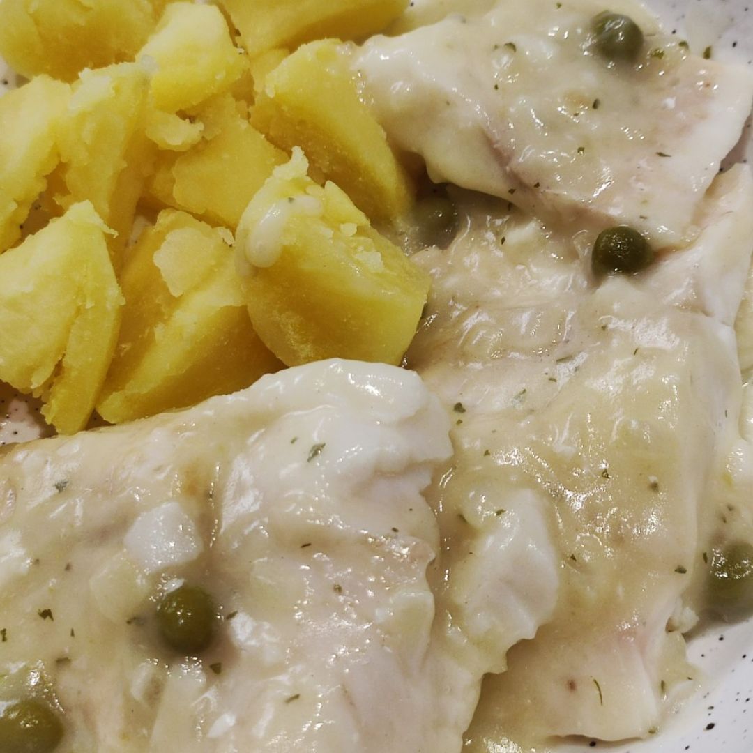 Merluza en salsa verde 🌿🐟 Merluza en salsa verde 🌿🐟