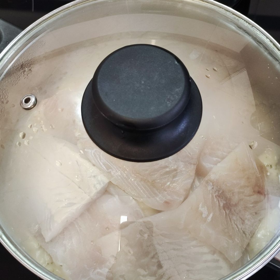 Merluza en salsa verde 🌿🐟 Paso 7