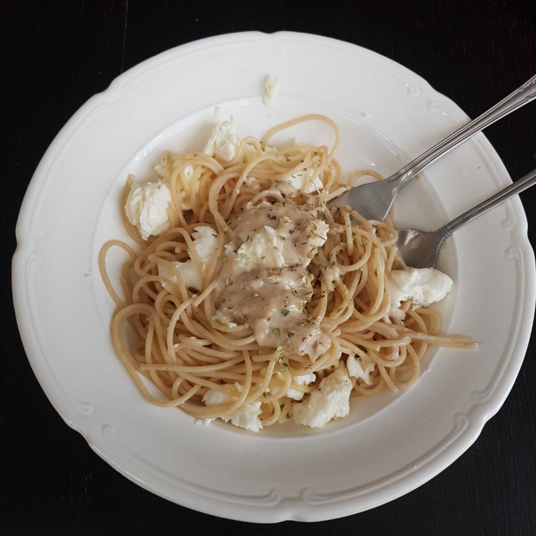 Pasta con burrata y salsa de anacardos 🍝 Pasta con burrata y salsa de anacardos 🍝