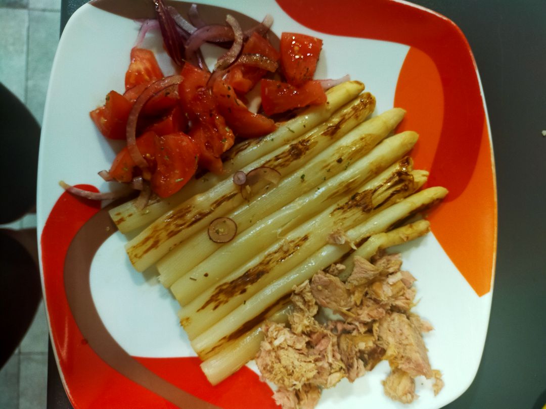 Espárragos plancha Espárragos plancha