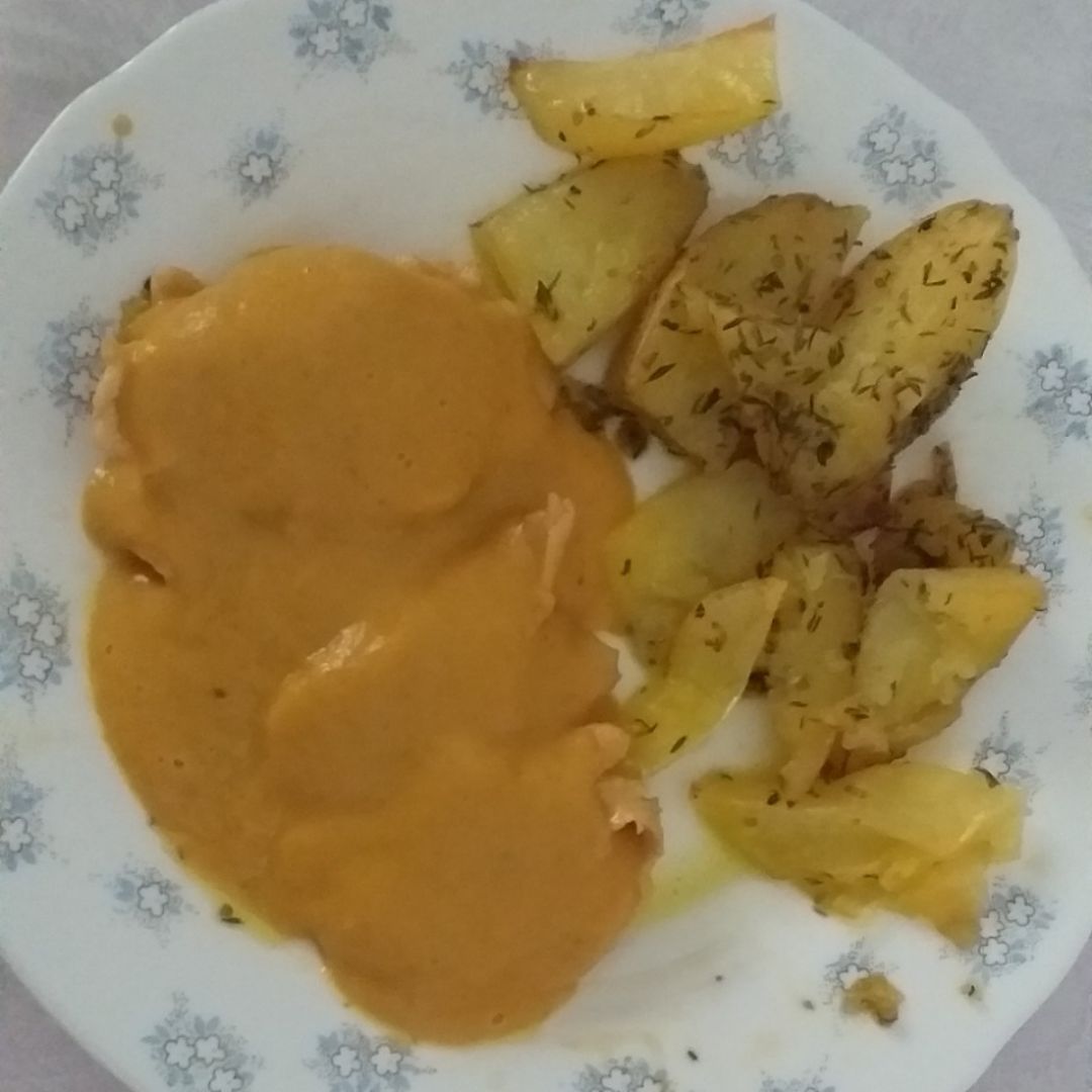 Patatas gajo y pechuga de pollo a la naranja Patatas gajo y pechuga de pollo a la naranja