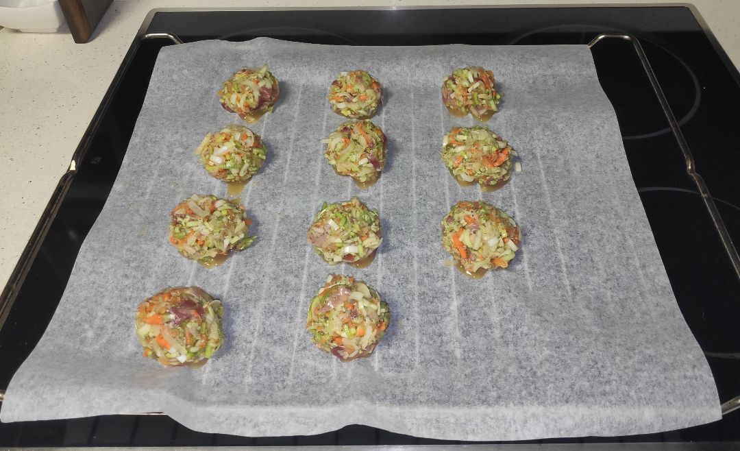 Bolitas de brócoli, patata, zanahoria y jamón. Paso 4