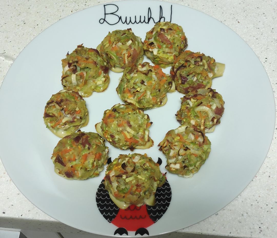 Bolitas de brócoli, patata, zanahoria y jamón. Paso 5