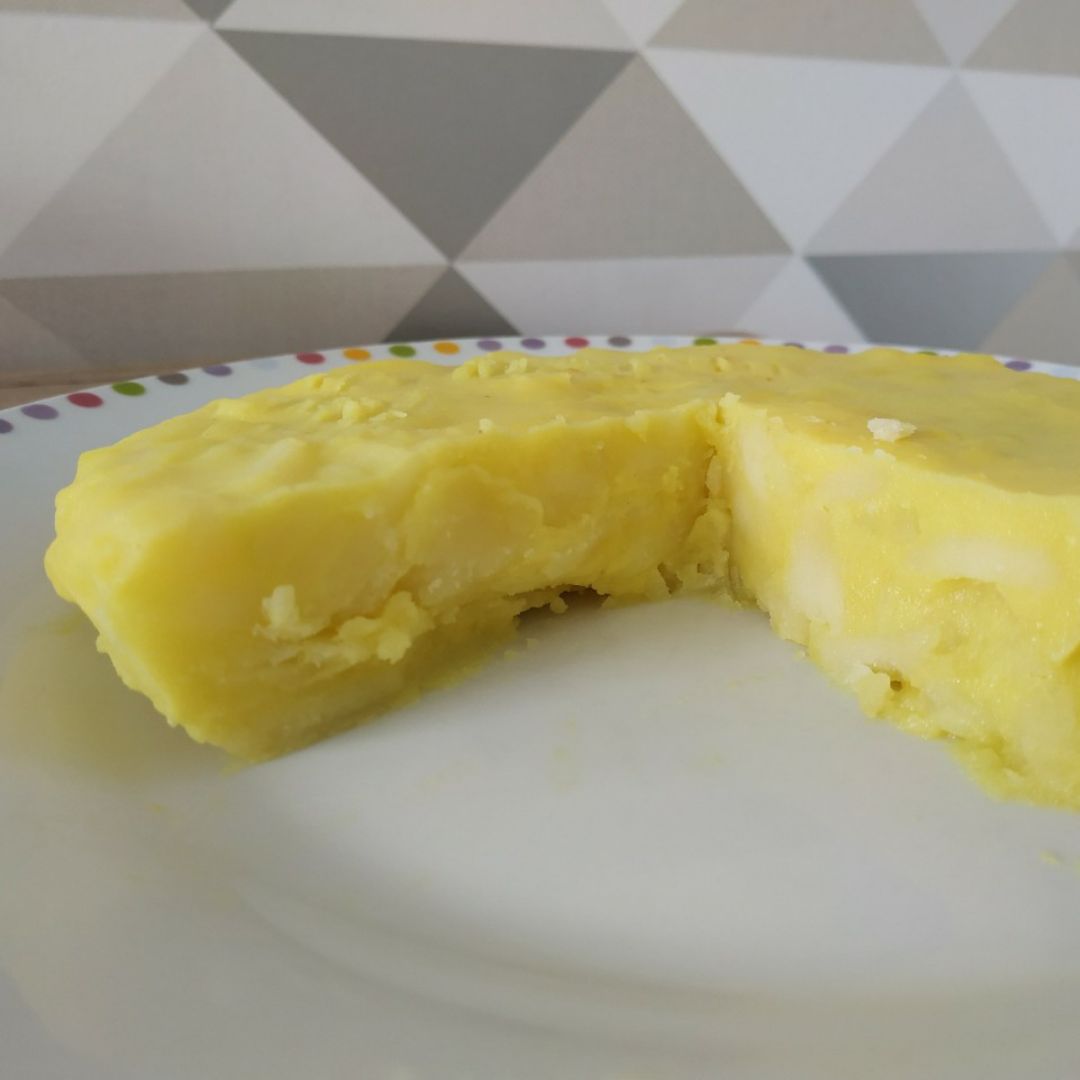Tortilla de patata 100% vegana y 0% fritos. Tortilla de patata 100% vegana y 0% fritos.