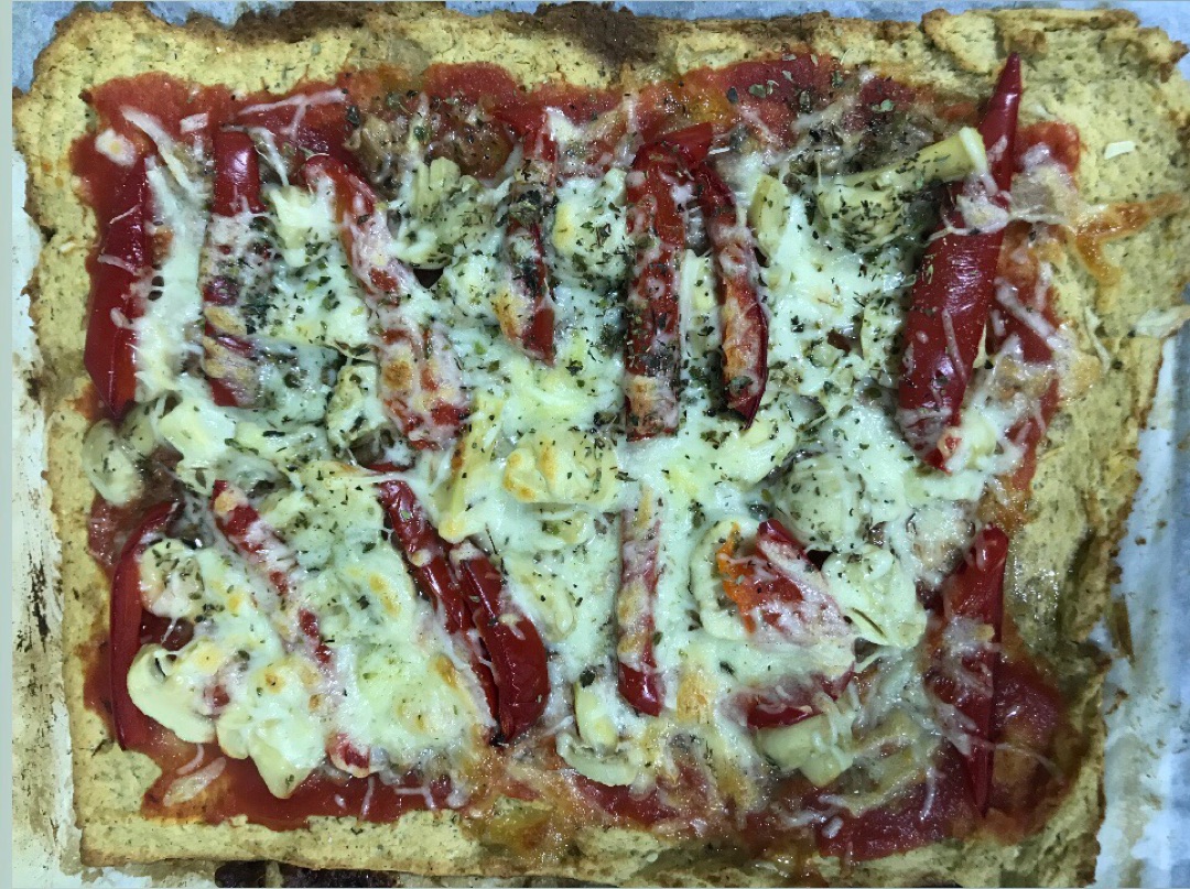 Pizza con masa de garbanzos 