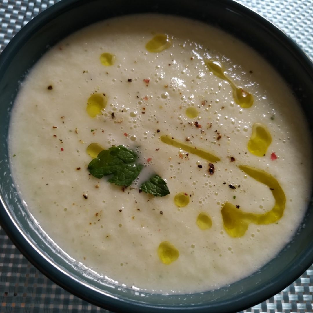 Gazpacho de pepino y menta 🌿 Gazpacho de pepino y menta 🌿