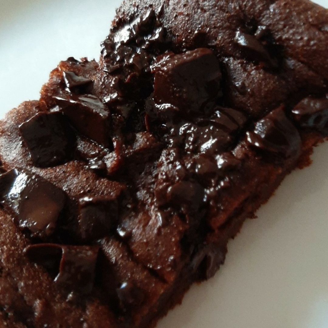 Bizcocho de plátano y chocolate 🍌🍫 Bizcocho de plátano y chocolate 🍌🍫