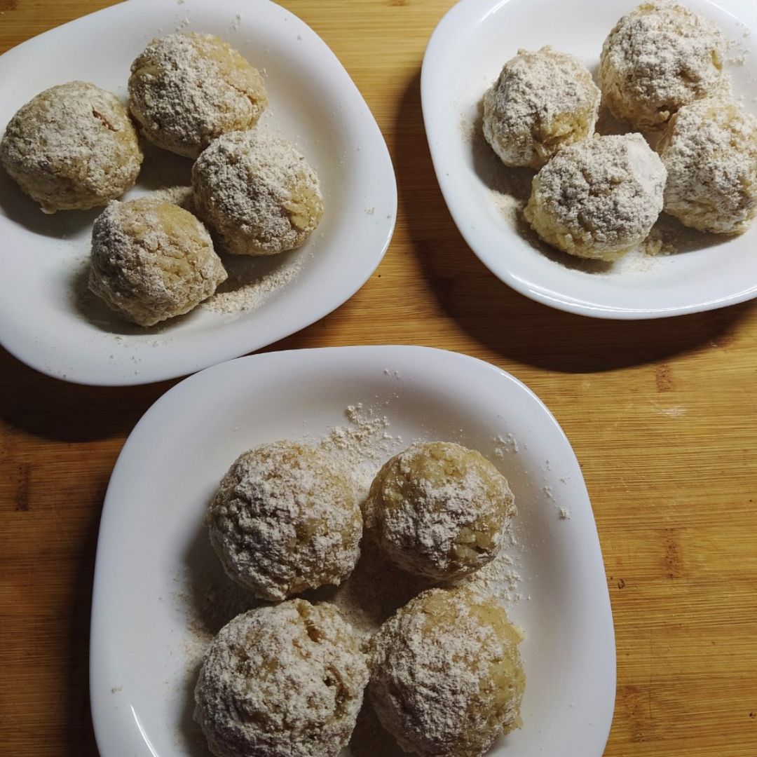 ARANCINI rellenos de pollo y queso Paso 2 ARANCINI rellenos de pollo y queso Paso 2