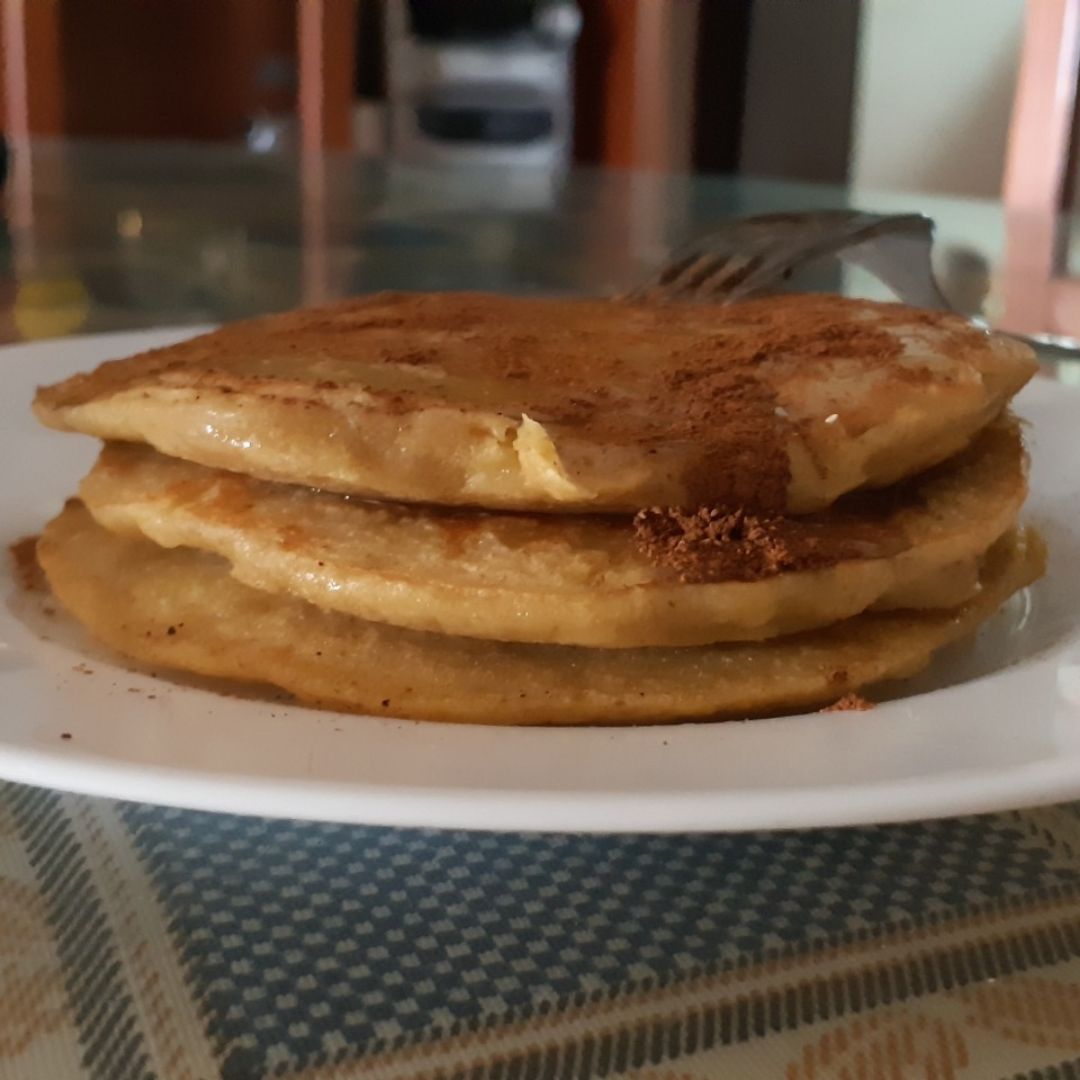 Pancakes de plátano y harina de avena