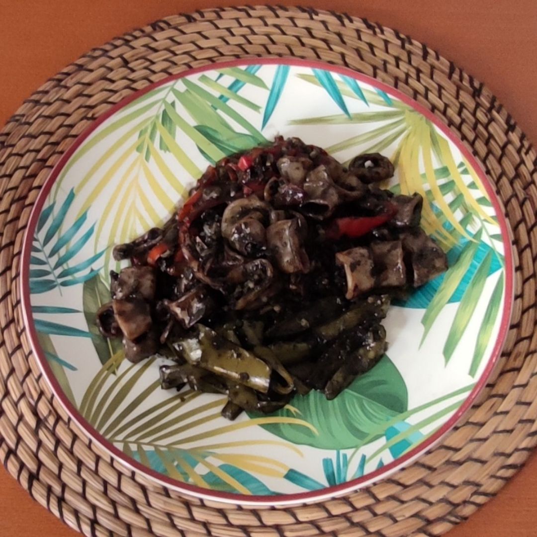 Arroz negro caldoso Arroz negro caldoso