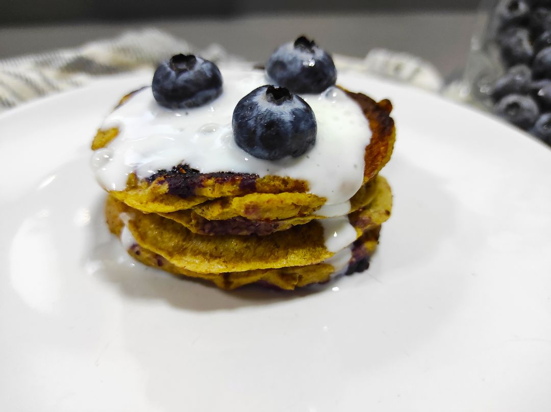 Panqueques veganos de arándanos Panqueques veganos de arándanos