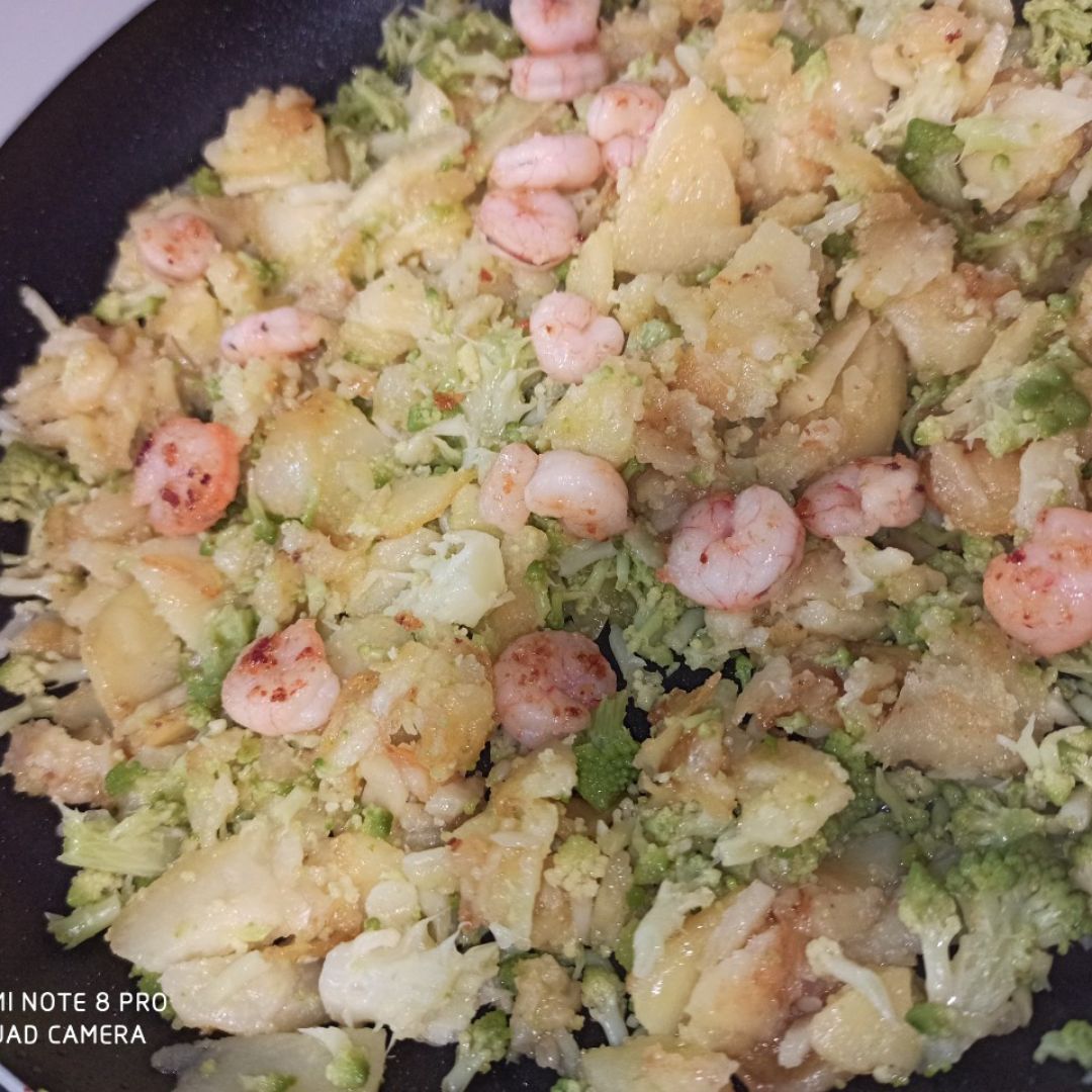 Tortilla de patatas, brócoli Romanesco y gambitas!!! Paso 2 Tortilla de patatas, brócoli Romanesco y gambitas!!! Paso 2
