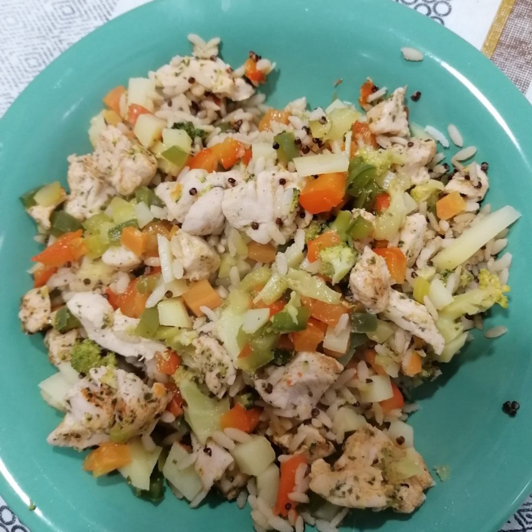 Arroz integral con quinoa roja y verduras Arroz integral con quinoa roja y verduras