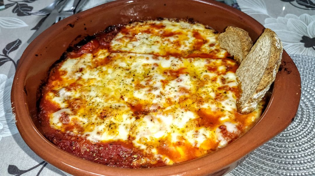 PROVOLONE al horno 🧀🍅 PROVOLONE al horno 🧀🍅