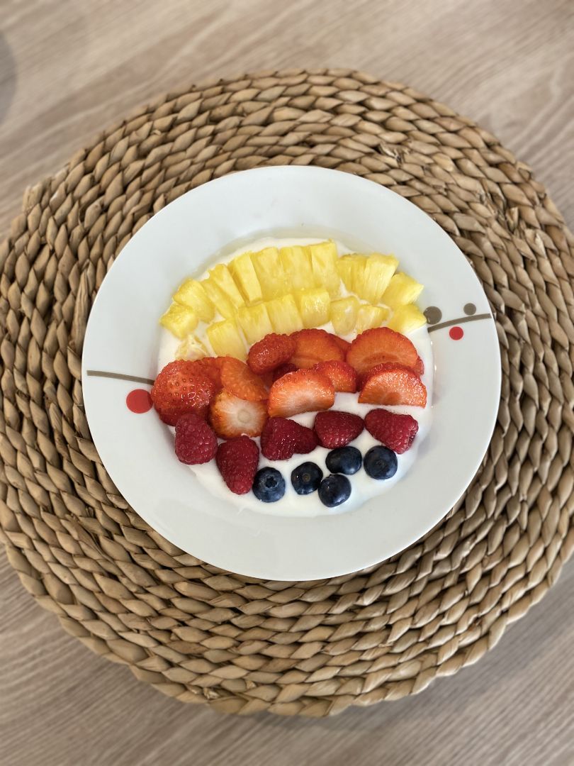Kéfir con frutas 🍌🍓 Kéfir con frutas 🍌🍓