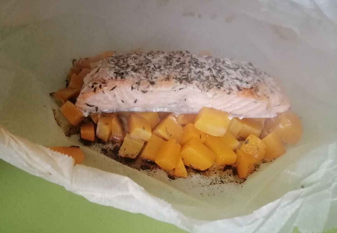 Salm贸n con calabaza en papillote Paso 3 Salm贸n con calabaza en papillote Paso 3