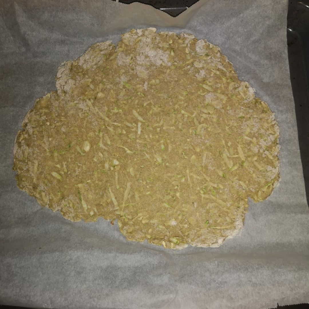 Pizza con base de calabacin Paso 3 Pizza con base de calabacin Paso 3