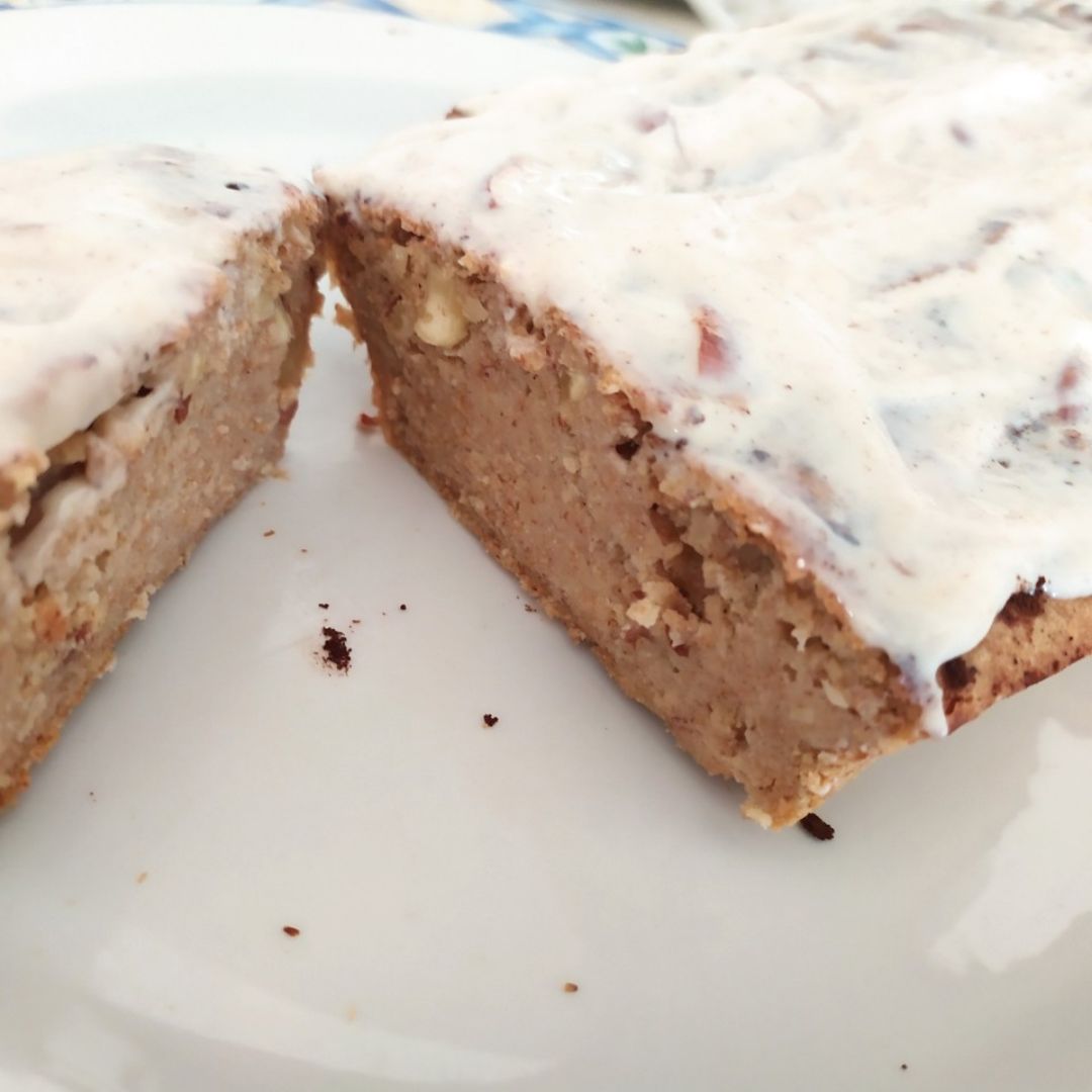 Bizcocho de limón y yogurt vegetal de coco Bizcocho de limón y yogurt vegetal de coco