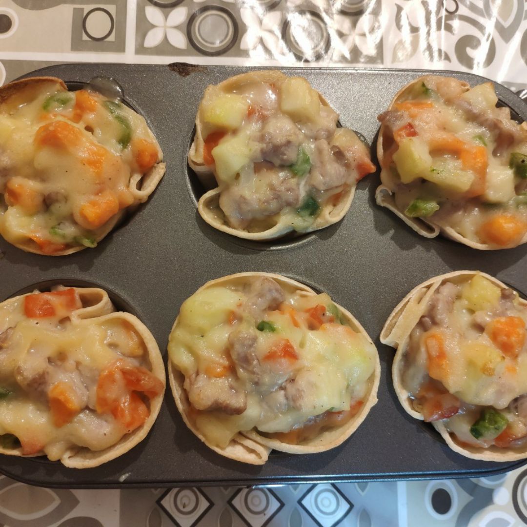 Tartaleta de verduras con bechamel (sin lactosa, gluten ni huevo) Tartaleta de verduras con bechamel (sin lactosa, gluten ni huevo)