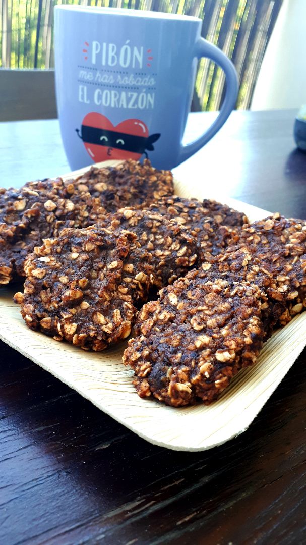 Galletas de fruta con avena y chocolate Galletas de fruta con avena y chocolate