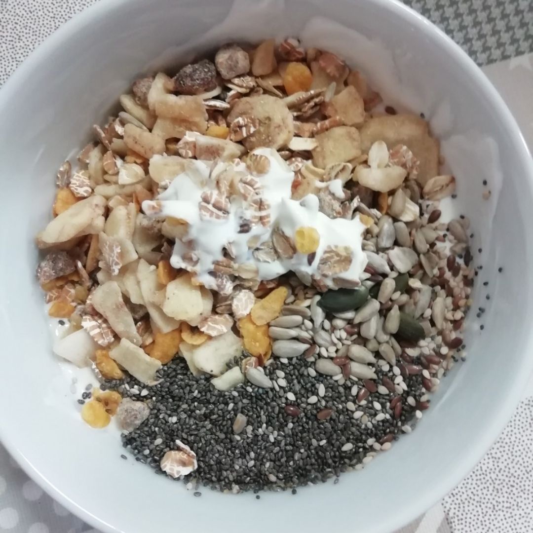 Muesli con yogur Muesli con yogur