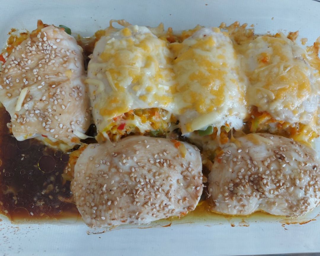 Rollitos de pollo rellenos de verduras 