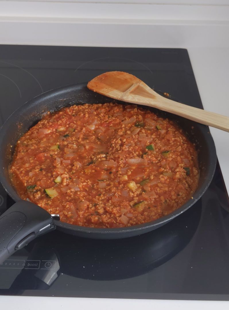 Boloñesa de proteína de guisante texturizado.