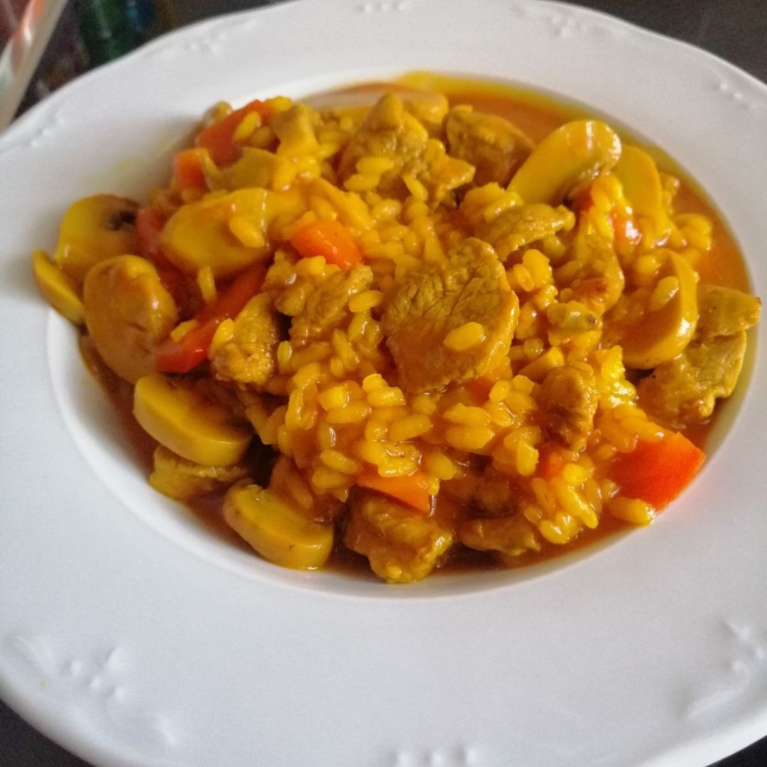 Arroz con solomillo y champiñones Arroz con solomillo y champiñones