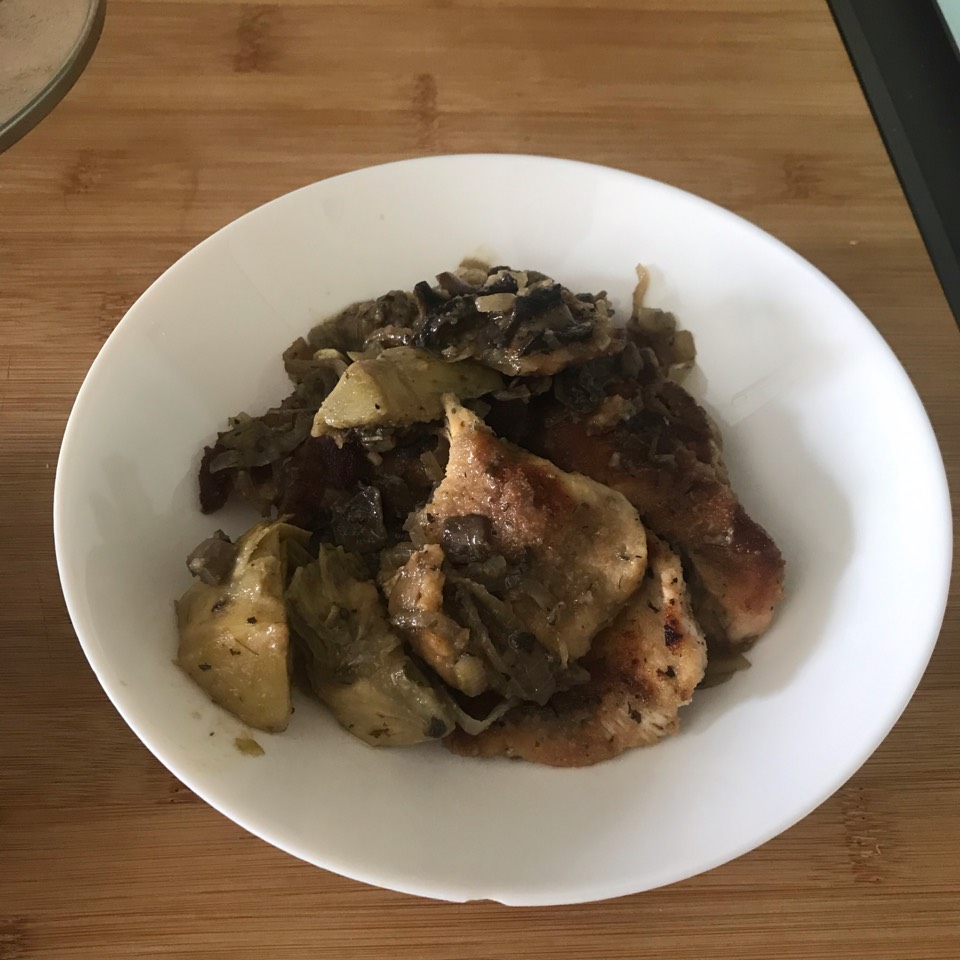 Pollo con alcachofas y champis Pollo con alcachofas y champis