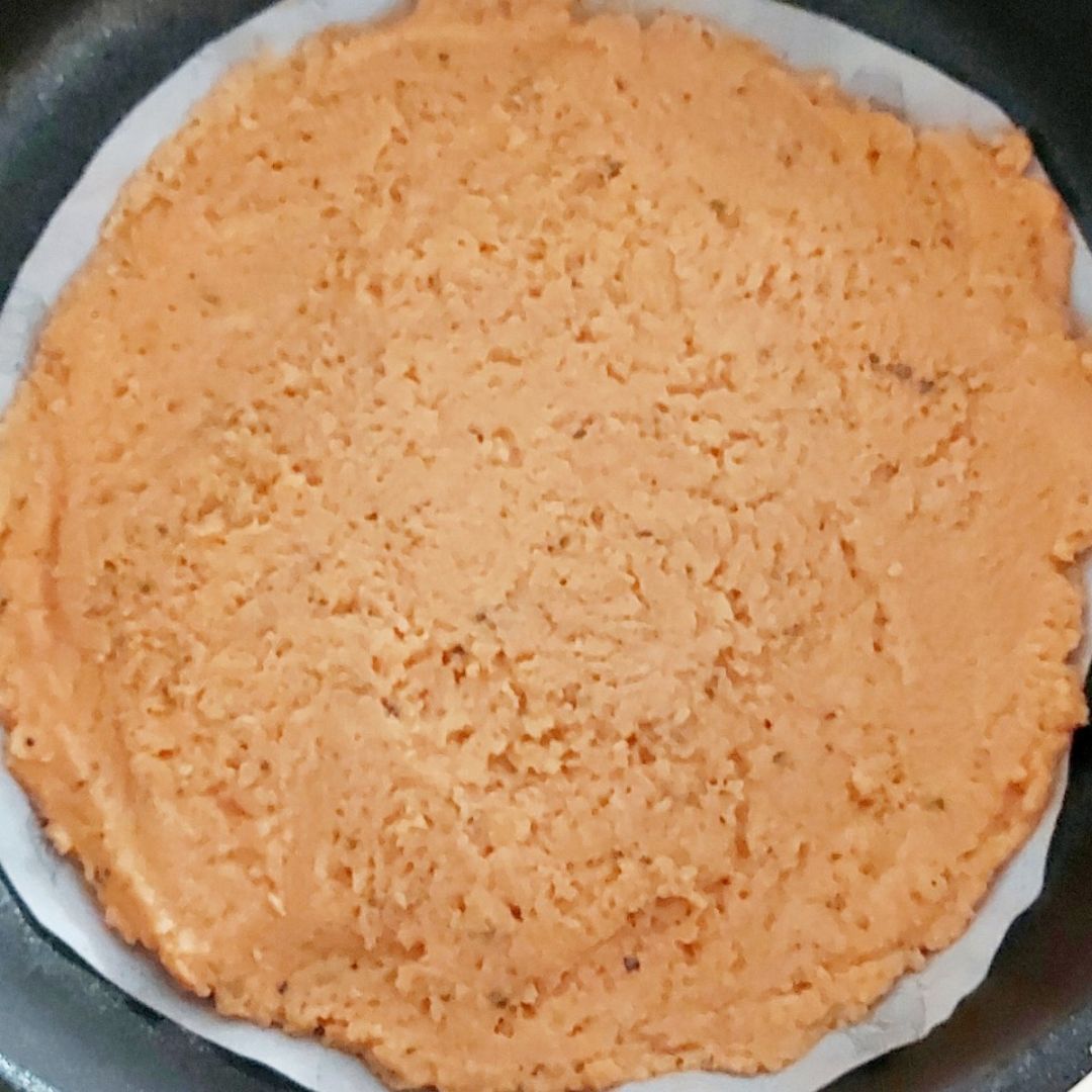 Pizza rápida a la sartén SIN HARINA con base de salmón Paso 10 Pizza rápida a la sartén SIN HARINA con base de salmón Paso 10