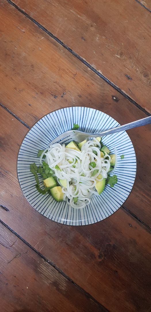 Ensalada de aguacate y cardamomo Ensalada de aguacate y cardamomo