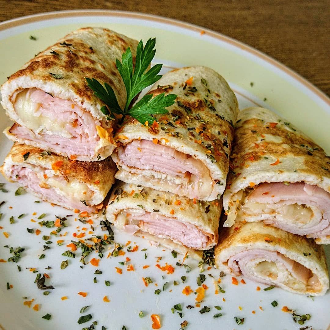 Rollitos crepe de pavo y queso Rollitos crepe de pavo y queso