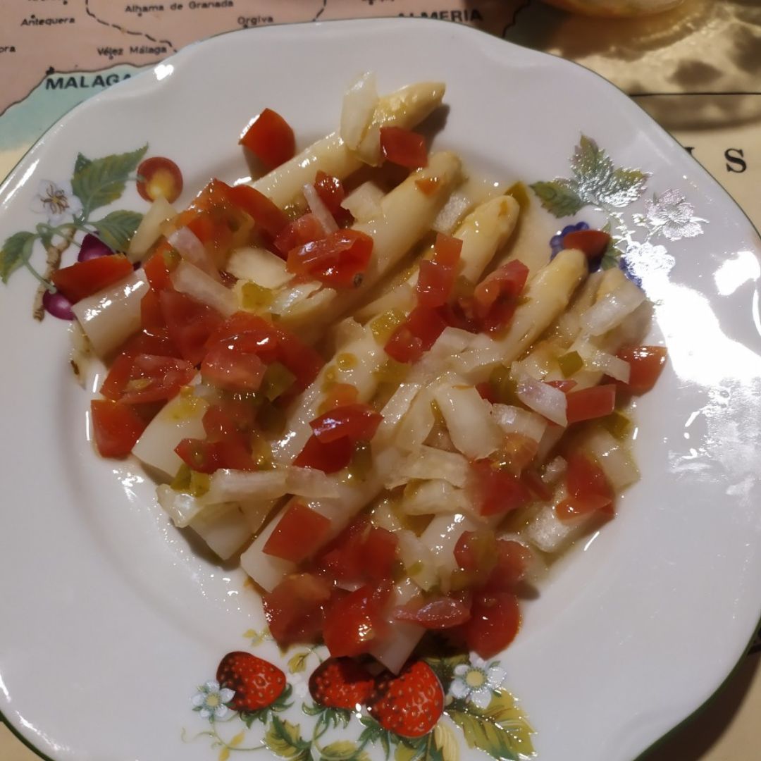 Espárragos con vinagreta de jalapeños Espárragos con vinagreta de jalapeños