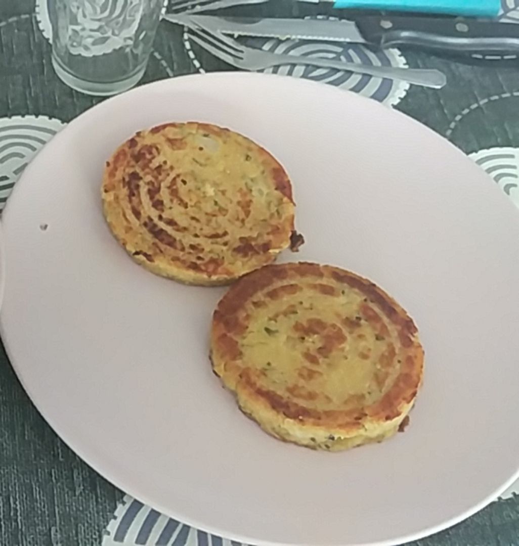 Hamburguesas de garbanzos y cebolla Hamburguesas de garbanzos y cebolla