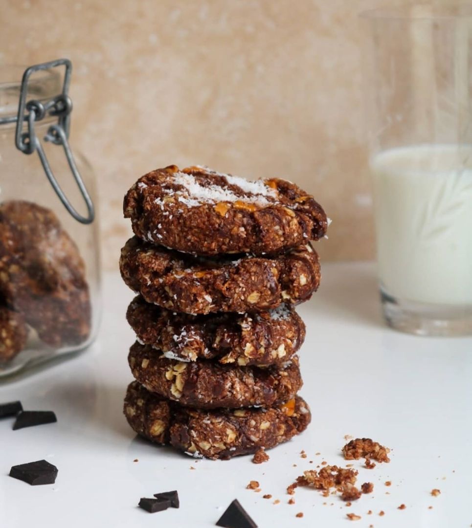 Galletas sin horno de coco, cacahuete y chocolate Galletas sin horno de coco, cacahuete y chocolate