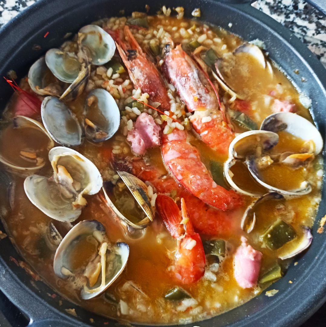 Arroz mar y tierra 🍗🦐🥘 Arroz mar y tierra 🍗🦐🥘