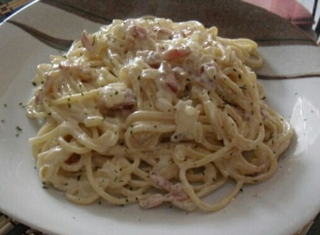 Espaguetis a la Carbonara Espaguetis a la Carbonara