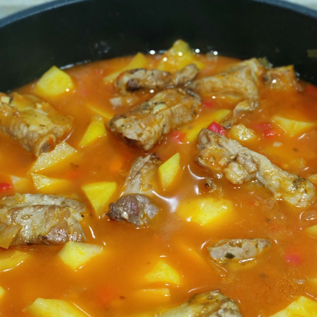 Costillas de cerdo con patatas