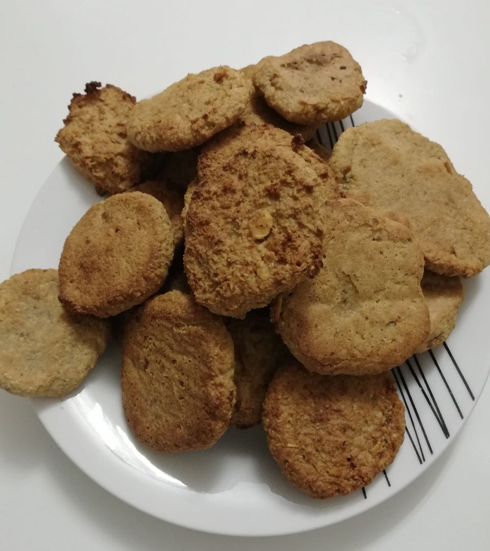 Galletas de almendra, plátano y avena