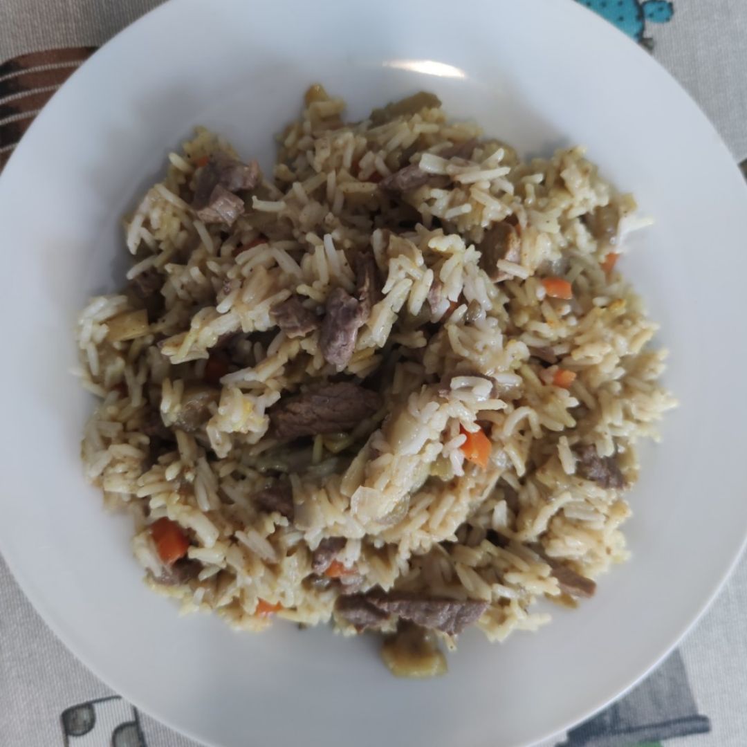 Arroz con ternera y berenjena. Arroz con ternera y berenjena.