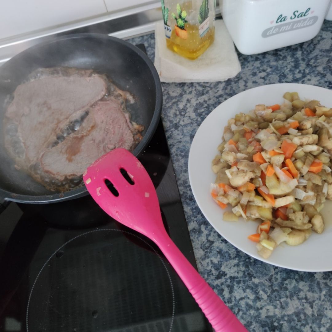 Arroz con ternera y berenjena. Paso 2 Arroz con ternera y berenjena. Paso 2