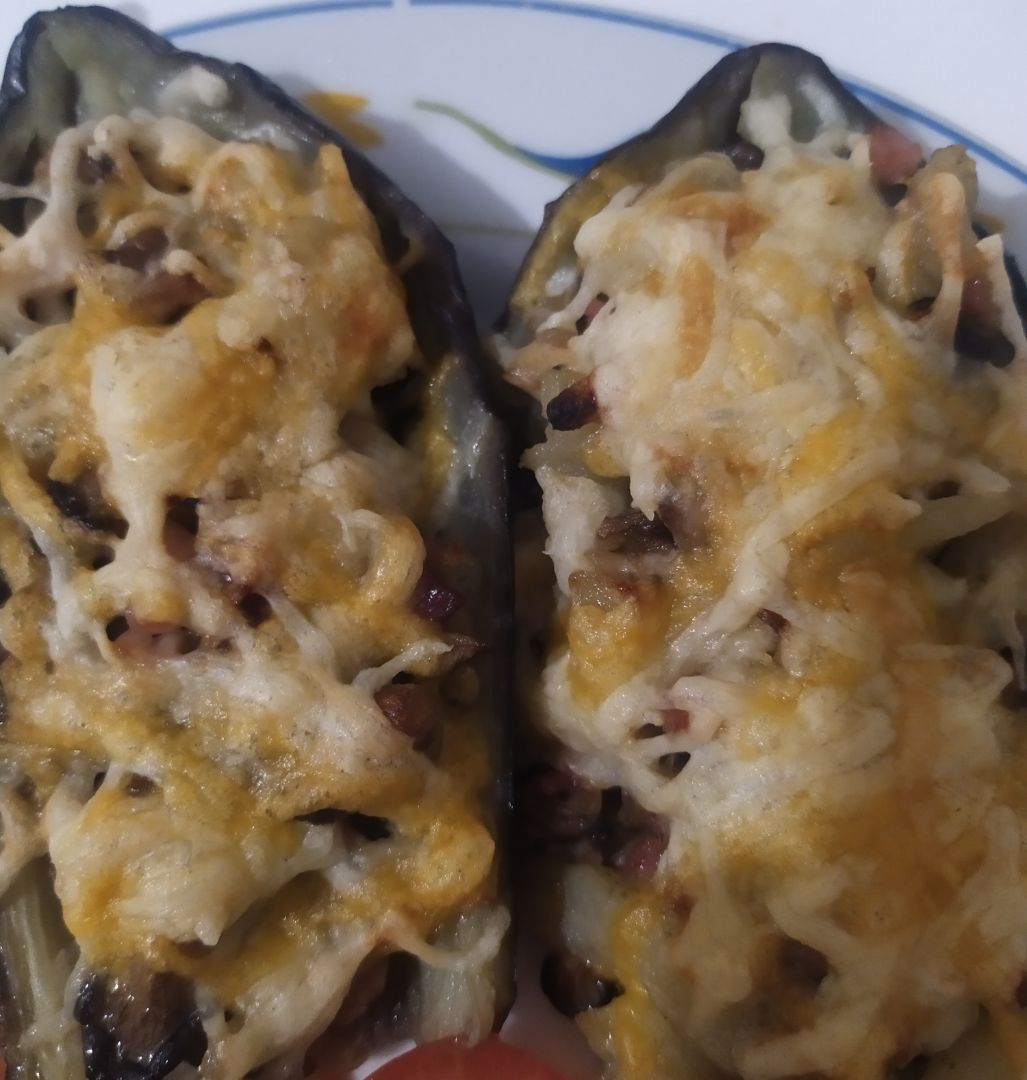 Berenjena rellena de setas Berenjena rellena de setas