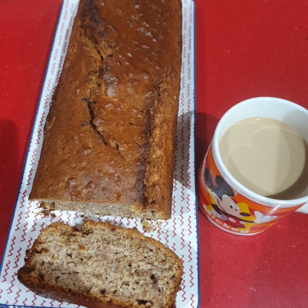 Cake de dátiles, manzana y nueces Cake de dátiles, manzana y nueces