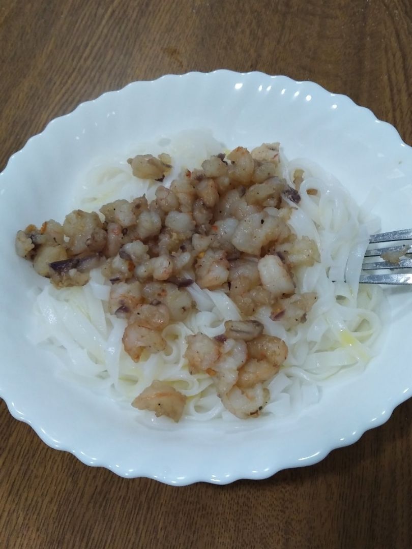 Noodles de arroz con gambitas Noodles de arroz con gambitas
